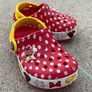 Disney Minnie Mouse Crocs 6c